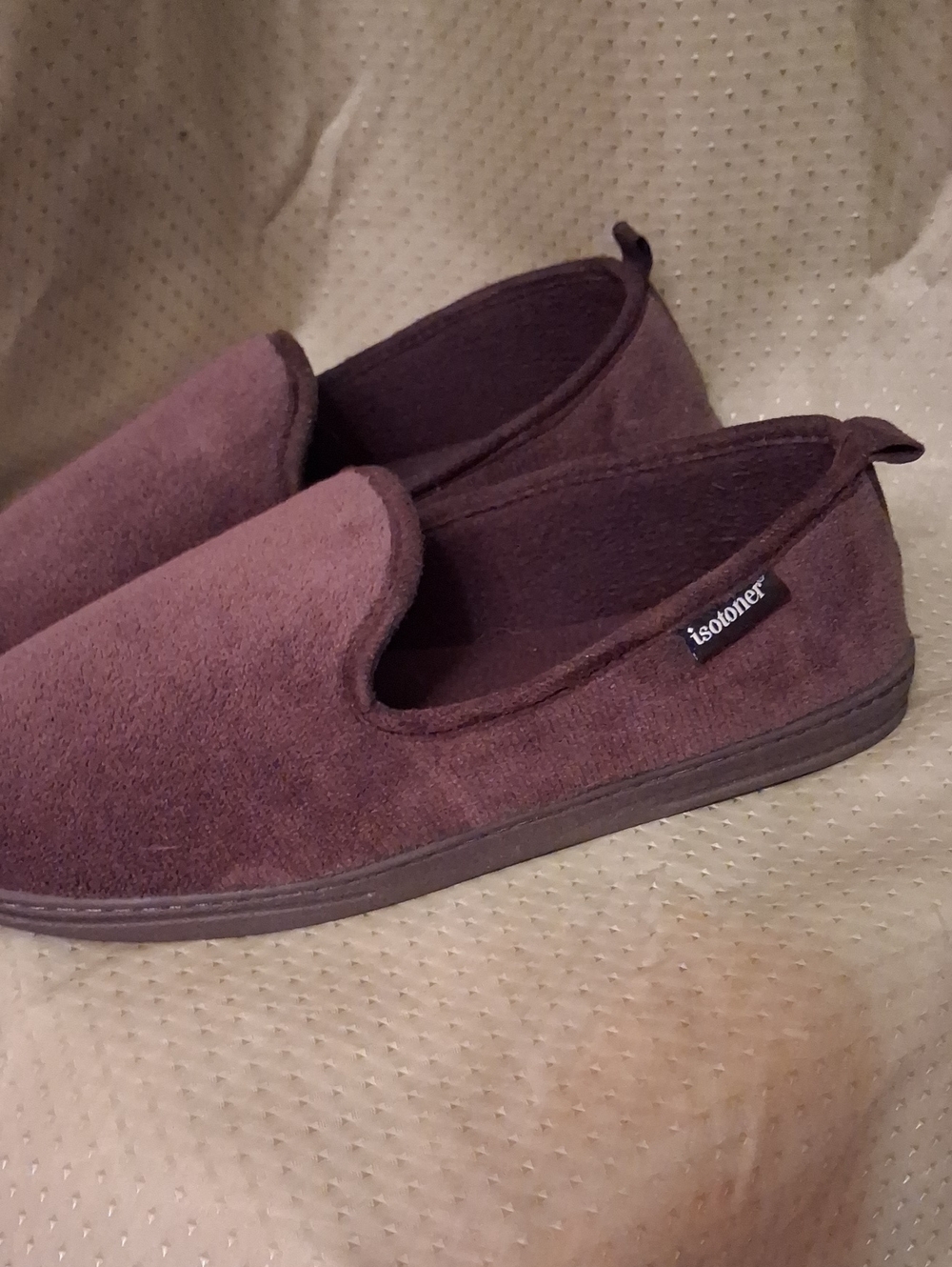isotoner Men’s Slip-On Loafers in Brown